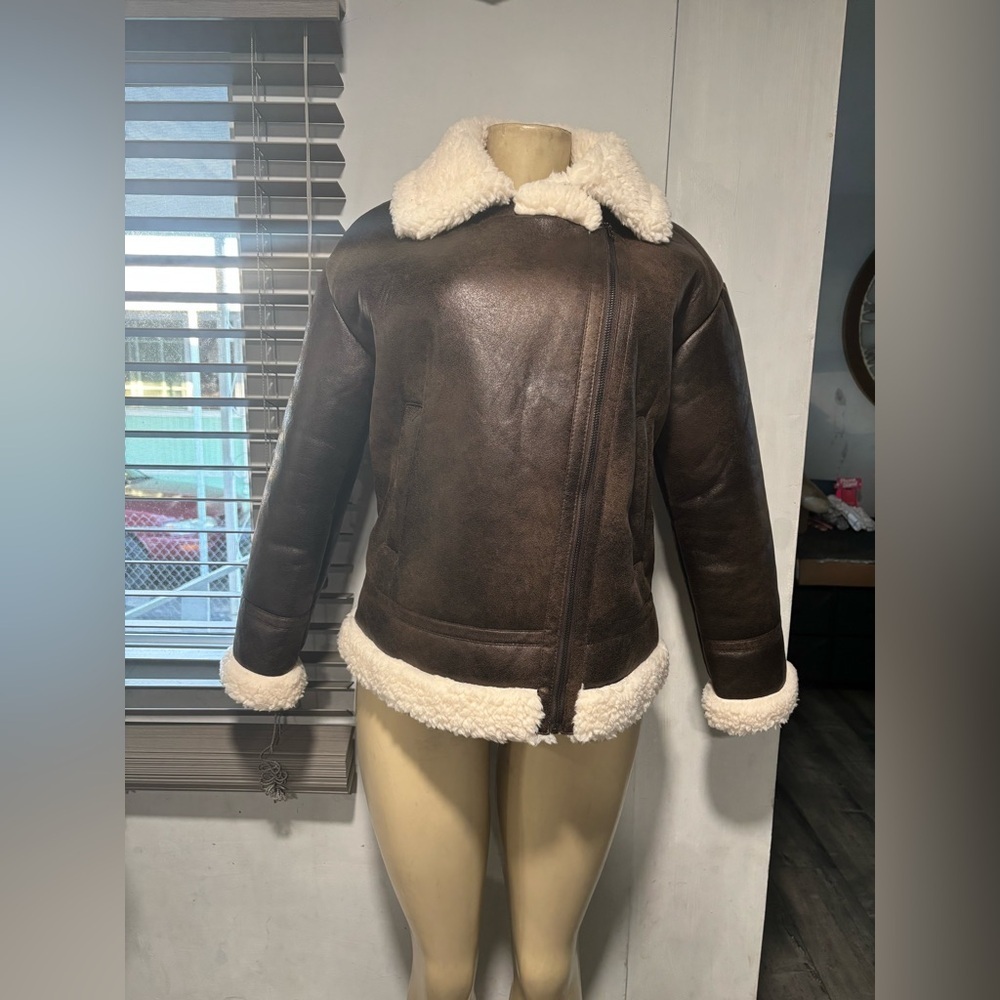 Elegant scoop Dark Brown Shearling Leather Jacket - Picture 4 of 13